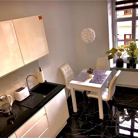 Blue Crystal Apartment